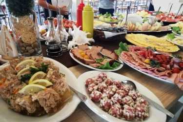 „FABRYKA ATRAKCJI”: Laser Tag, Wojskowy Biwak, Park Linowy, Sport, Integracja, Chill out. Ośrodek z basenem letnim. Kolonia 8-12 lat i obóz 13-16 lat